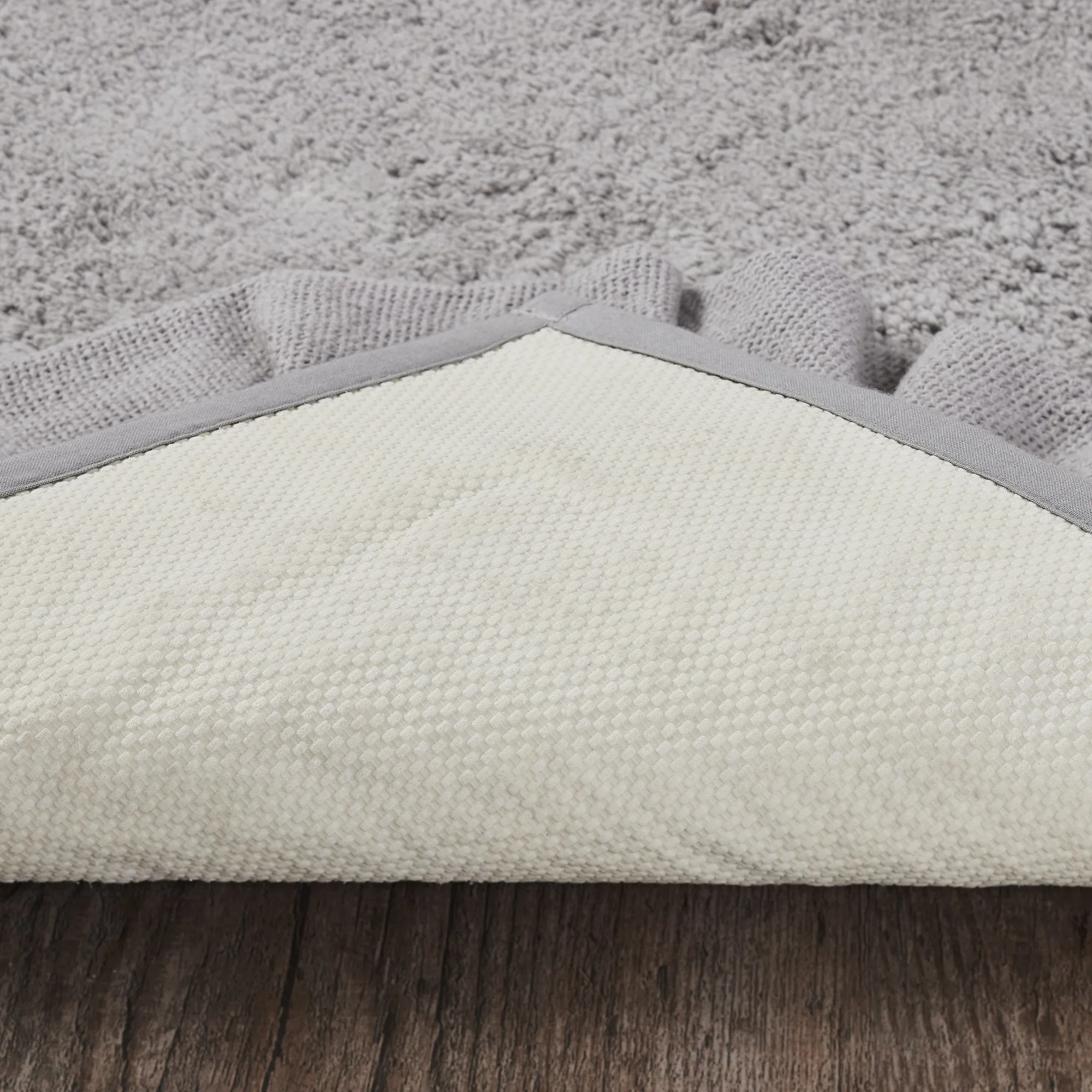 Burlap Dove Grey Bathmat 20x30"
