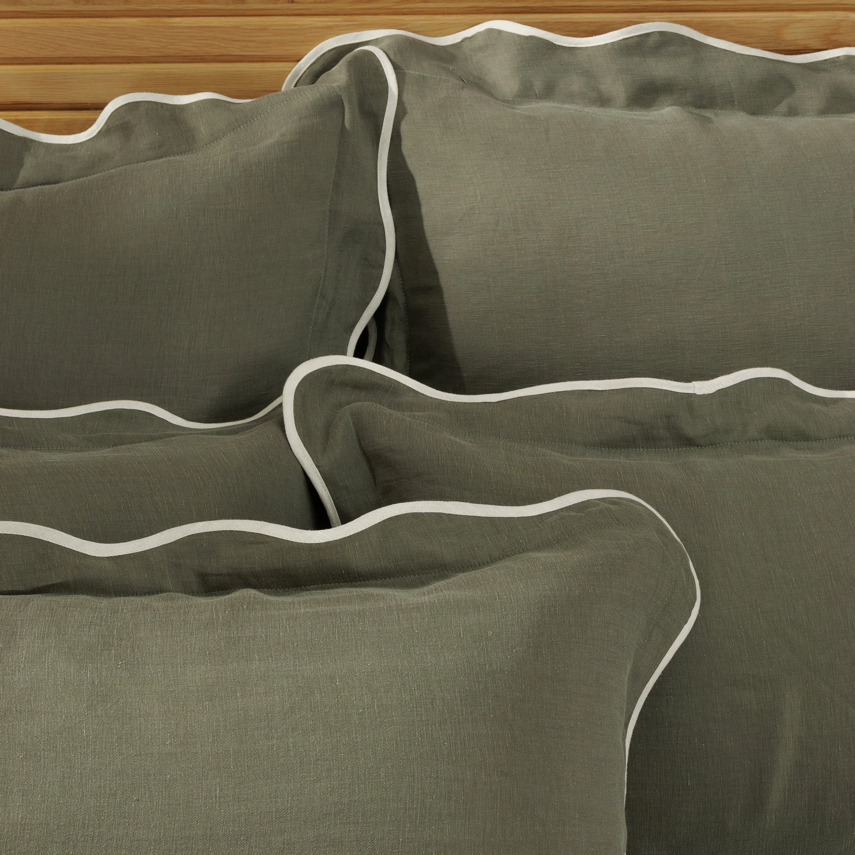 Cupro Linen Scallop Sham