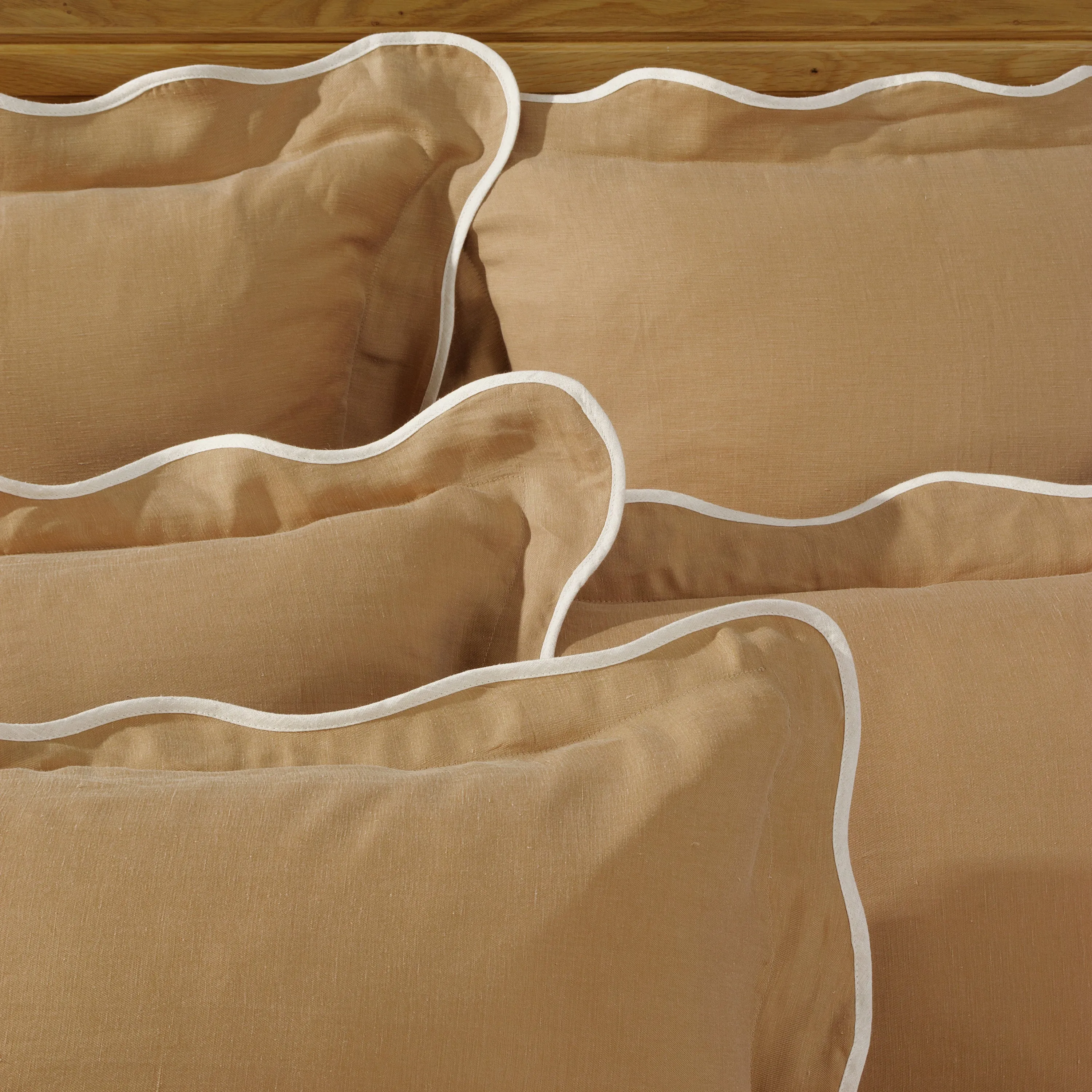 Cupro Linen Scallop Sham
