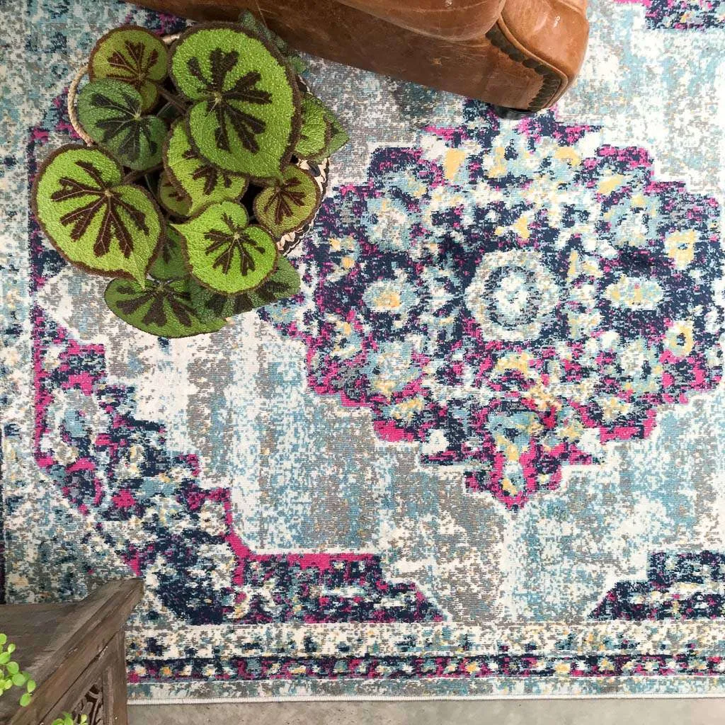Faded Distressed Colourful Oriental Pattern Rug - Demelza