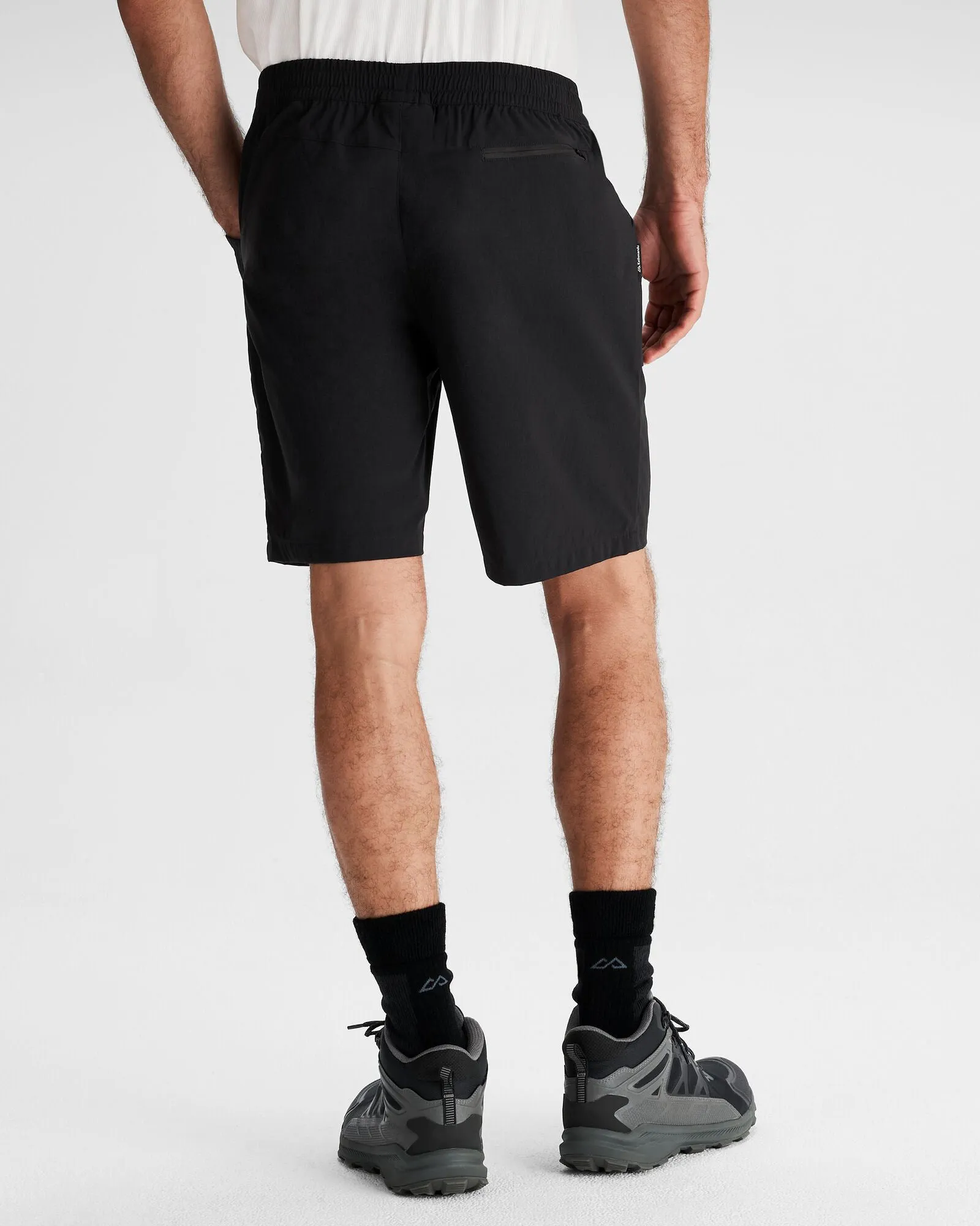 Men's Miro Pull On 8" Shorts - Black Stingray